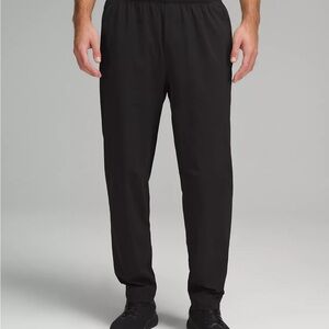 New without Tags Men’s Large lululemon Relaxed-Fit Workout Track Pant